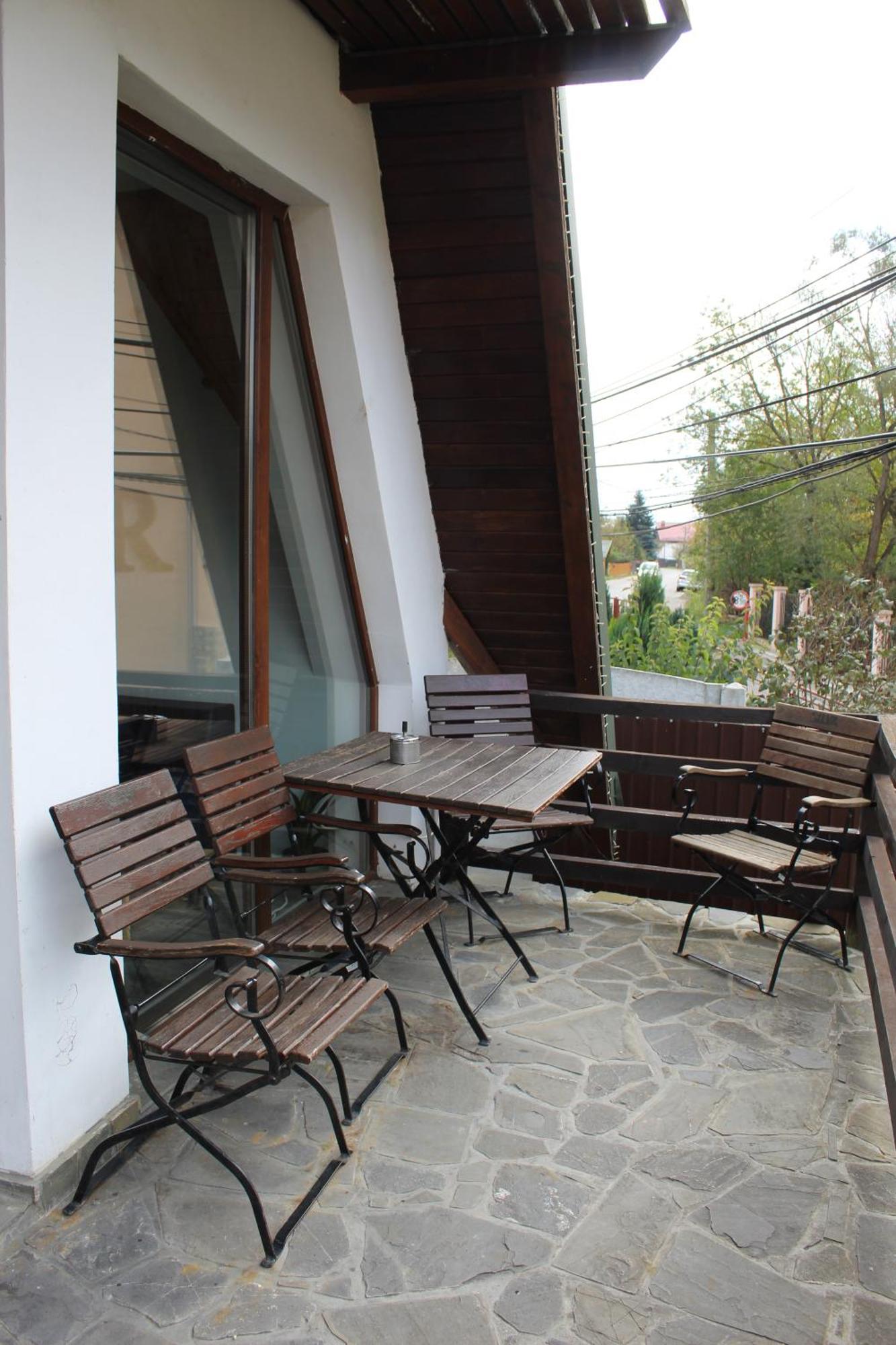 Vila Florilor Busteni Exterior photo